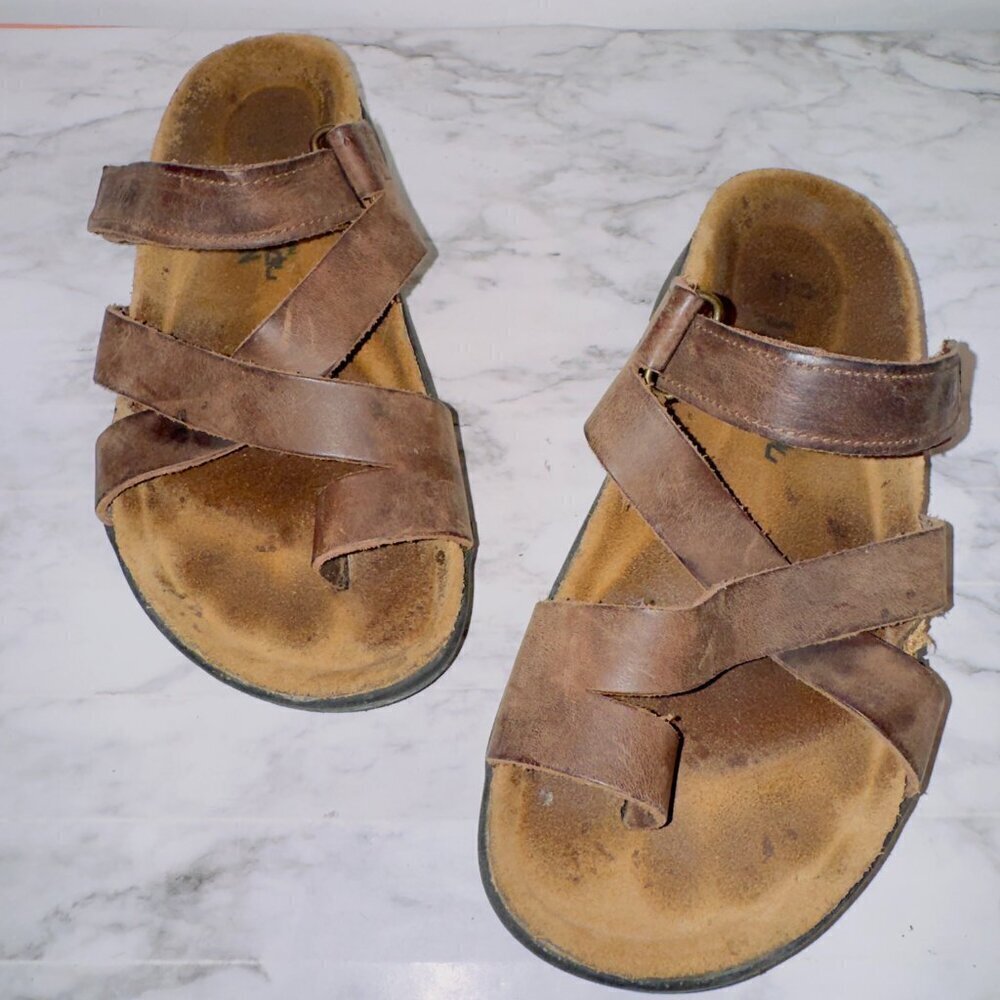 Naot Women's Brown Leather Strappy Toe Loop Slip On Slide Sandals size EUR 35
